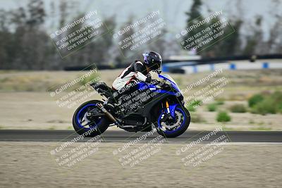 media/Apr-18-2025-TrackDaz (Fri) [[45f5874c44]]/C Group/Session 1 (Turn 7)/